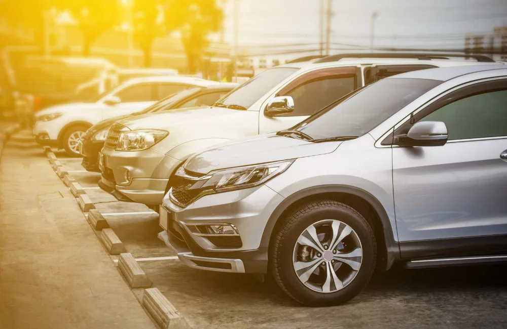 จอดรถตากแดดเสี่ยงพัง