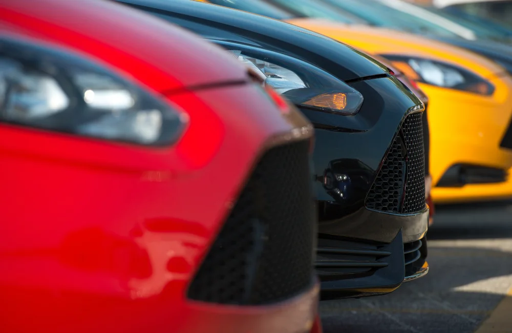 สีรถถูกโฉลกตามวันเกิดเสริมดวง